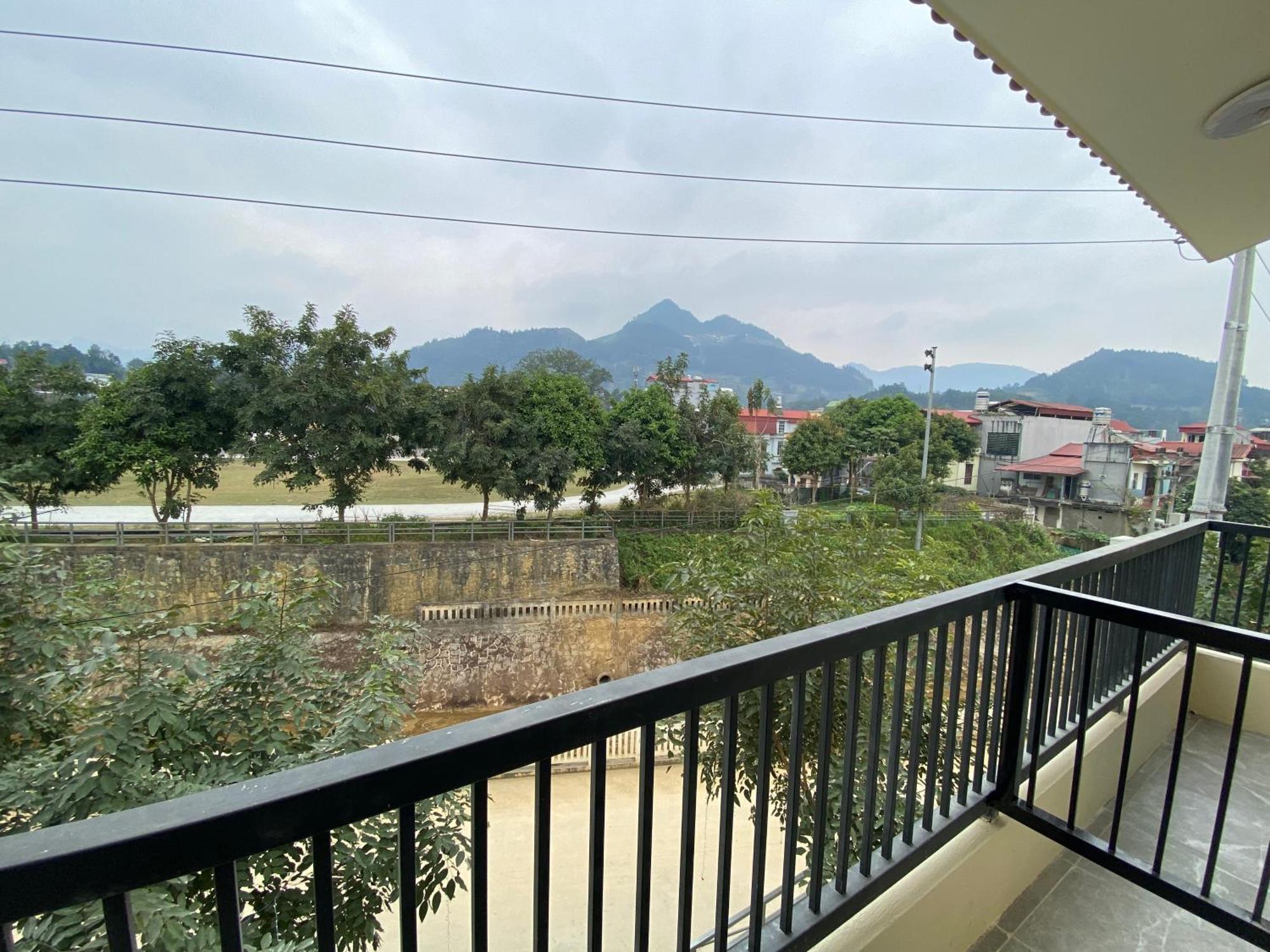 Square Homestay & Coffee Bac Ha  Dış mekan fotoğraf